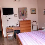 A Casa Di Gianna לינה וארוחת בוקר רייטי